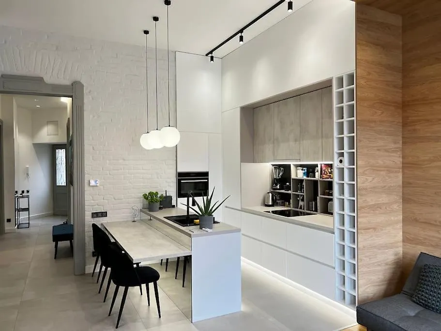 Cozy Family Friendly Bestlocation Budapest 90Sqm Apartmán